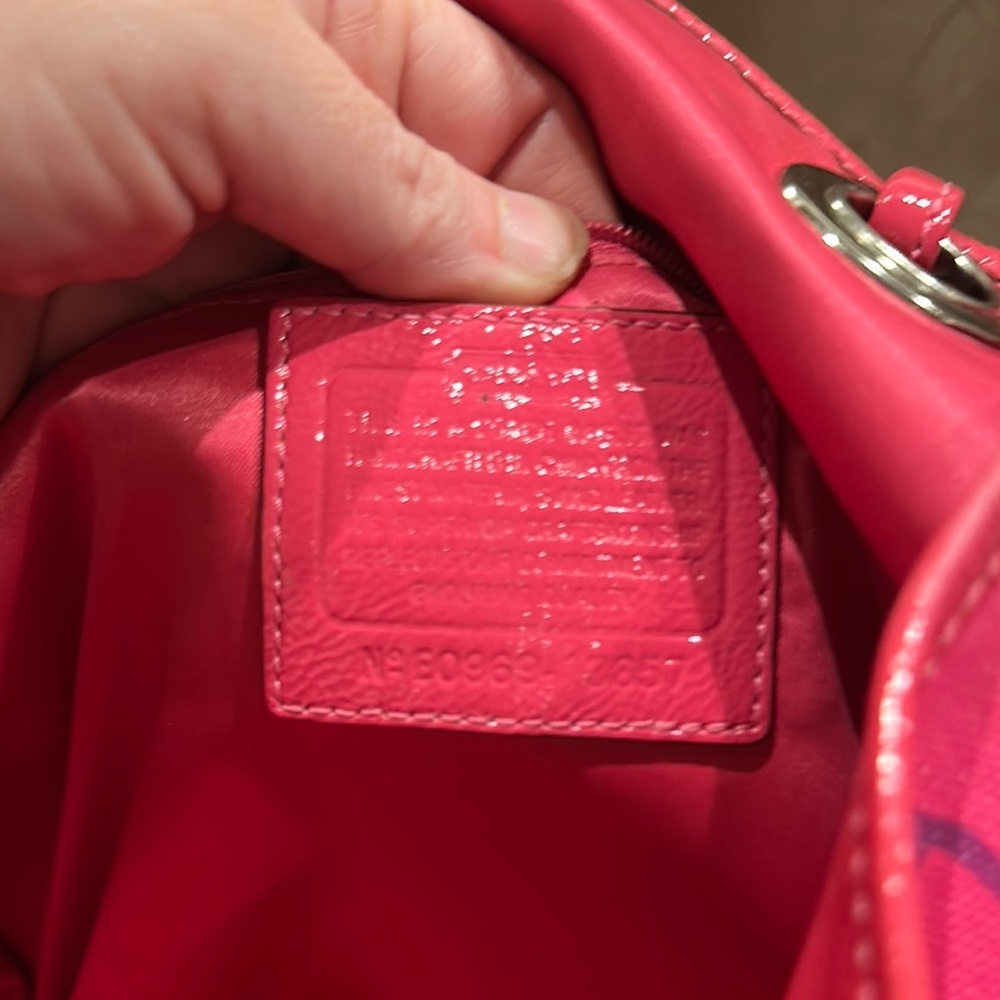 Coach Poppy Evie Graffiti Coated Canvas Tote Bag Vintage Rare Hot Pink - Picture 11 of 15
